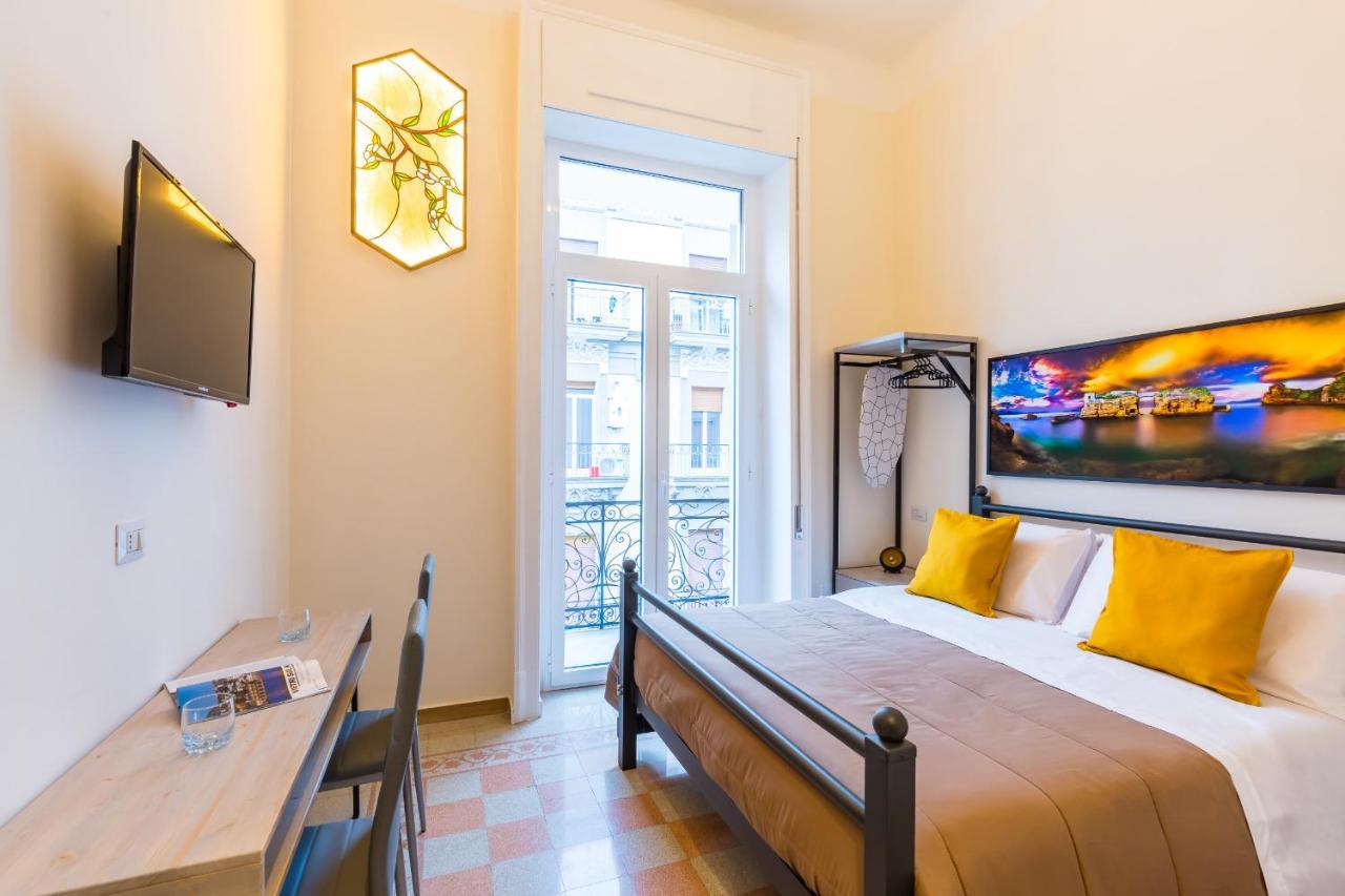 Central Station Apartments & Suites 那不勒斯 外观 照片